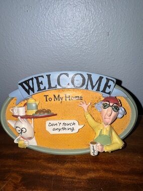 Hallmark Maxine "Welcome, Don't Touch 3D Decorative Plaque